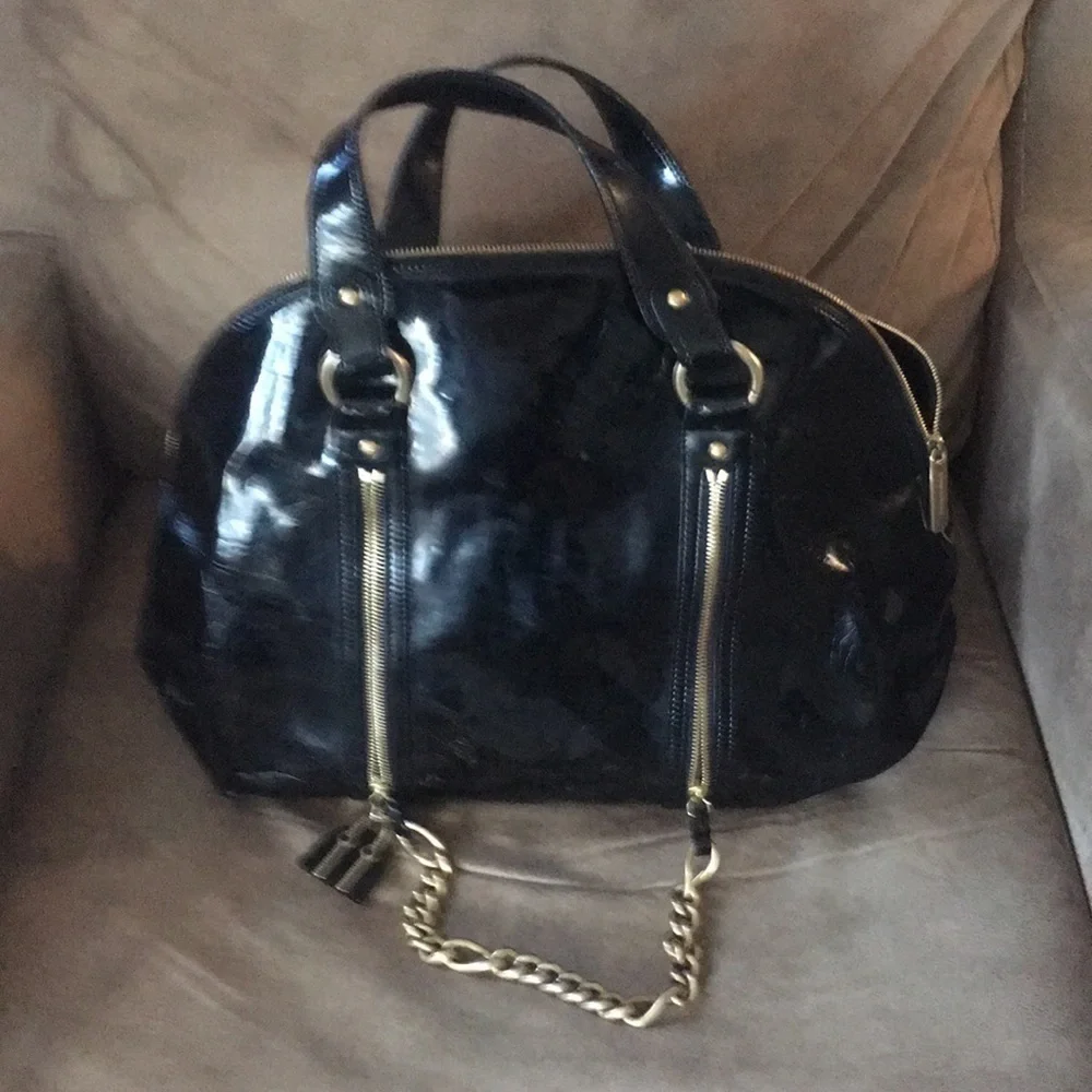 🏆HP🏆 Authentic EMPORIO ARMANI Crackled Black Patent Bowling Bag w Chains